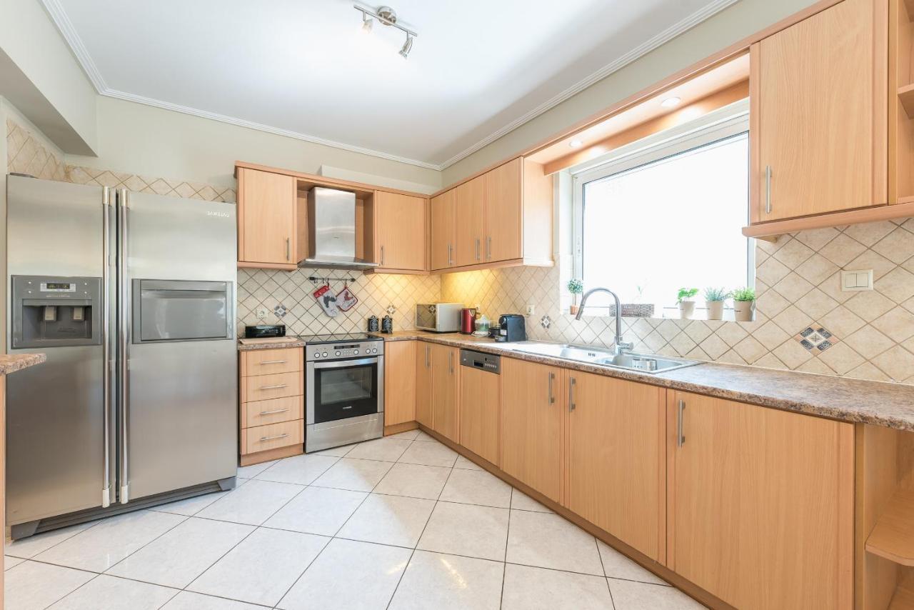 Luxury And Spacious Apt For 6 Guests Афины Экстерьер фото