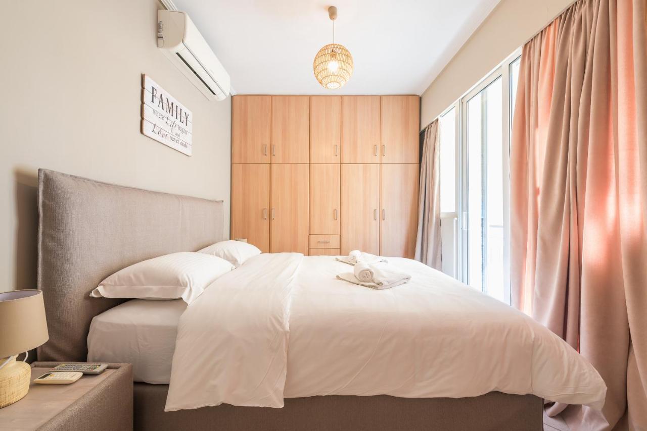 Luxury And Spacious Apt For 6 Guests Афины Экстерьер фото