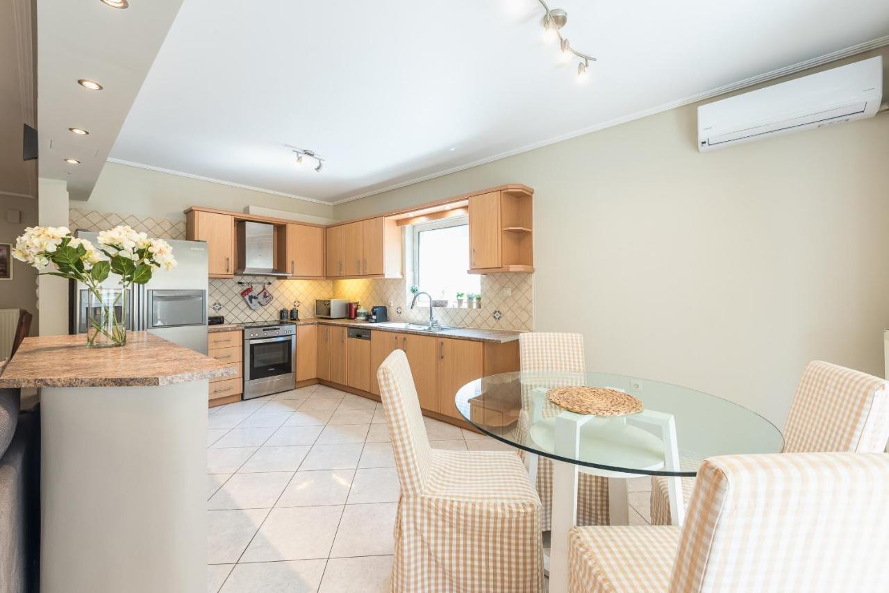 Luxury And Spacious Apt For 6 Guests Афины Экстерьер фото