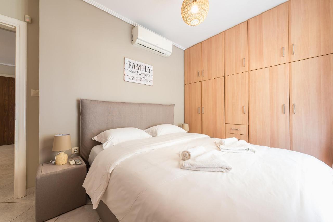 Luxury And Spacious Apt For 6 Guests Афины Экстерьер фото