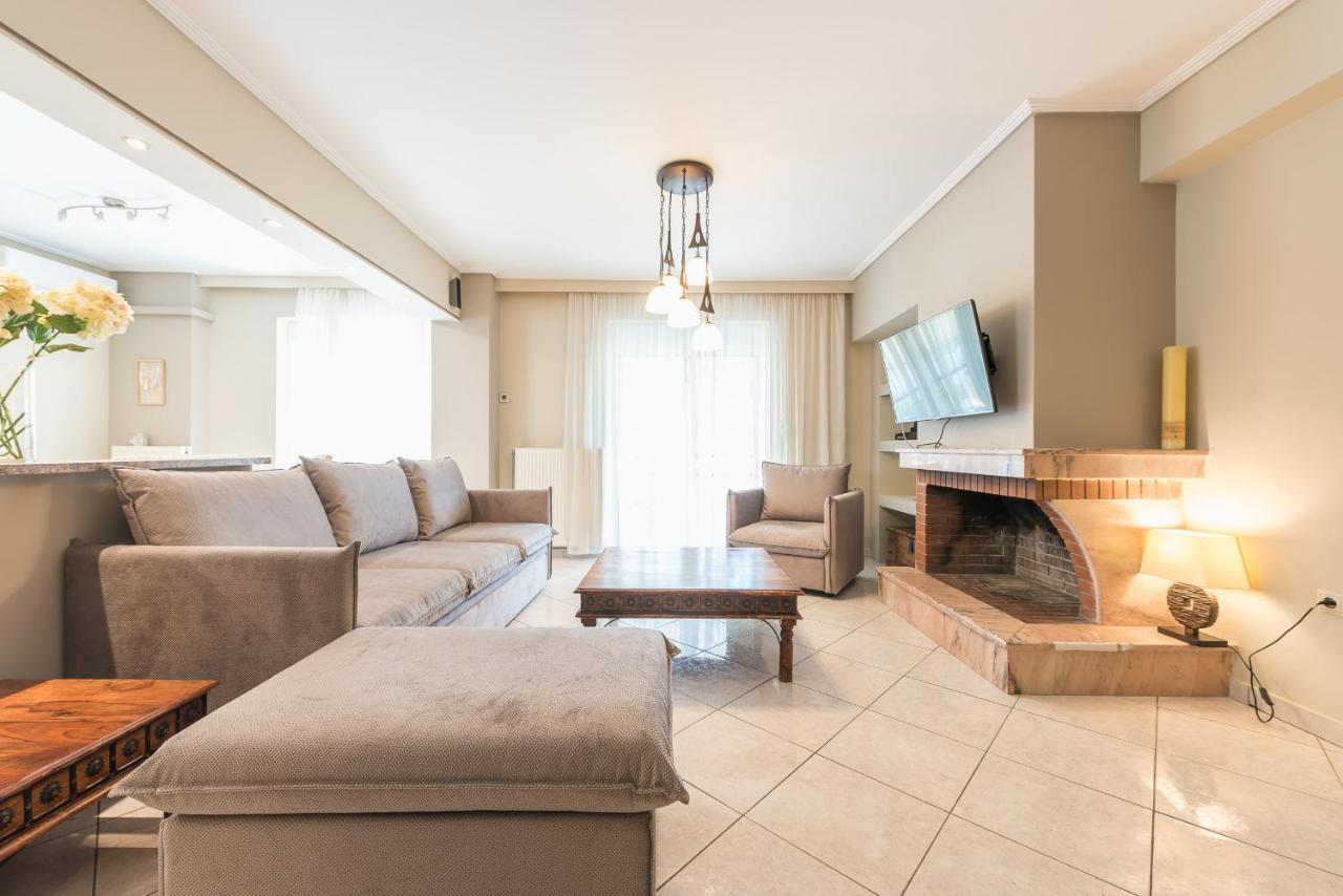 Luxury And Spacious Apt For 6 Guests Афины Экстерьер фото