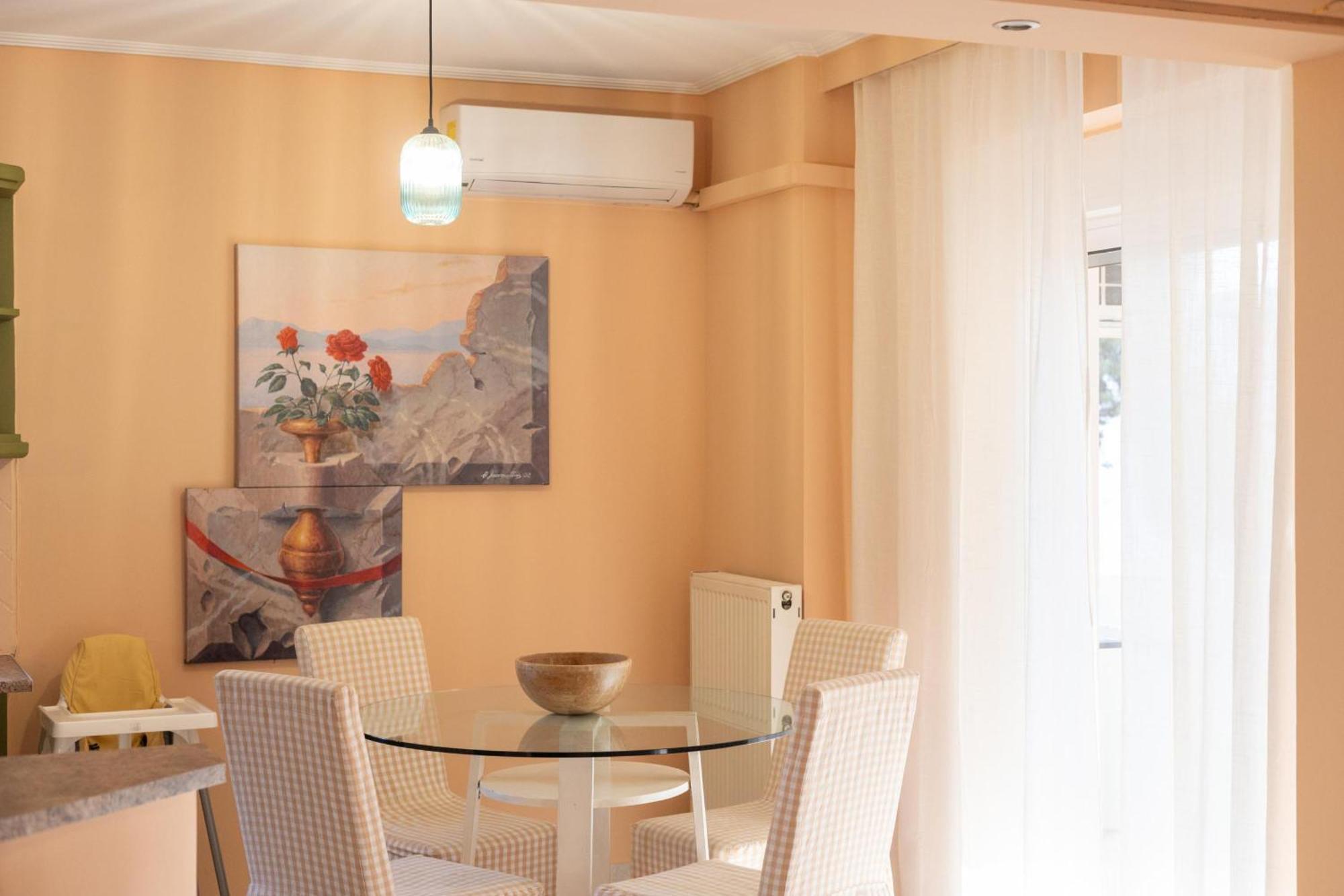 Luxury And Spacious Apt For 6 Guests Афины Экстерьер фото