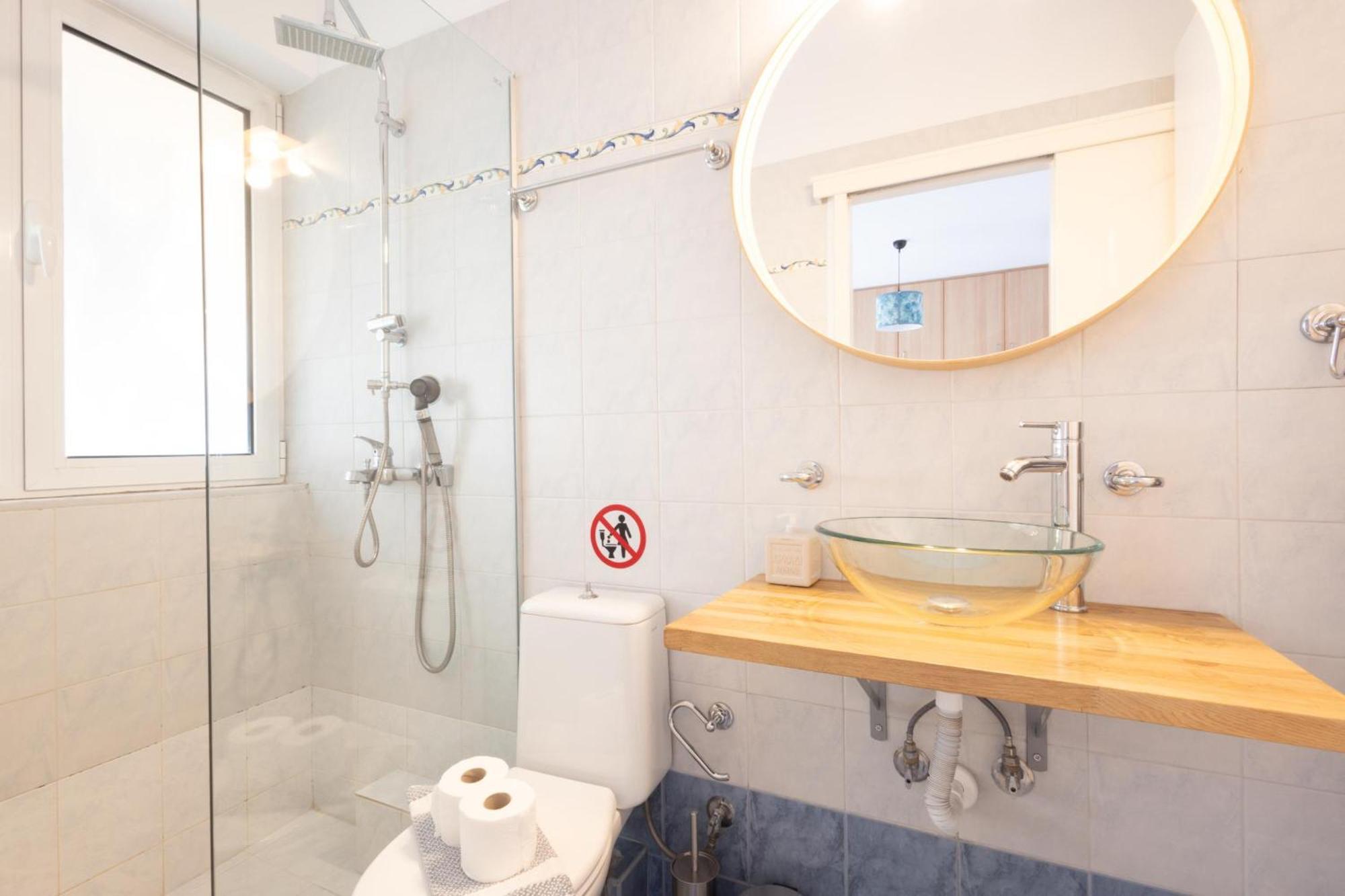 Luxury And Spacious Apt For 6 Guests Афины Экстерьер фото